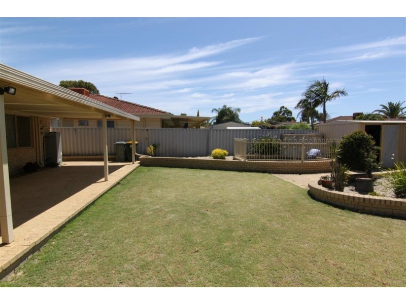 56 Jefferson Drive, Marangaroo WA 6064