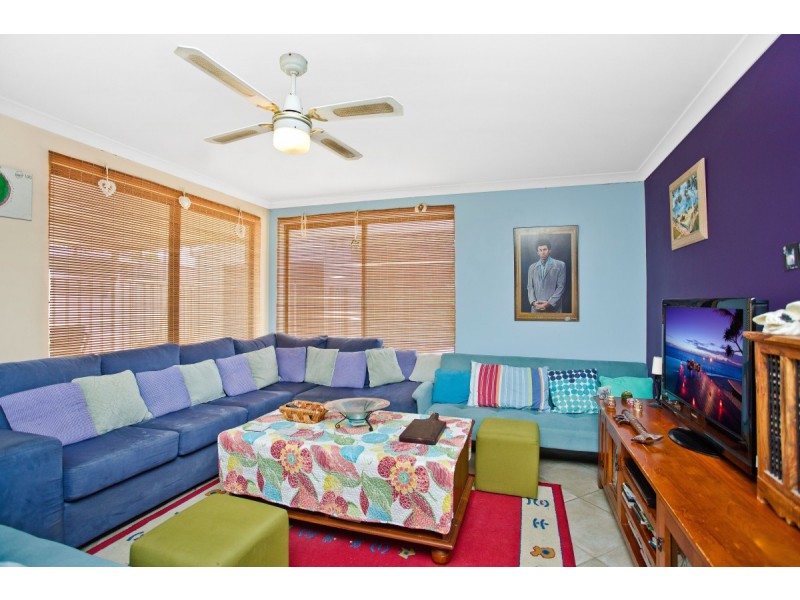 233 Kingsway, Darch WA 6065