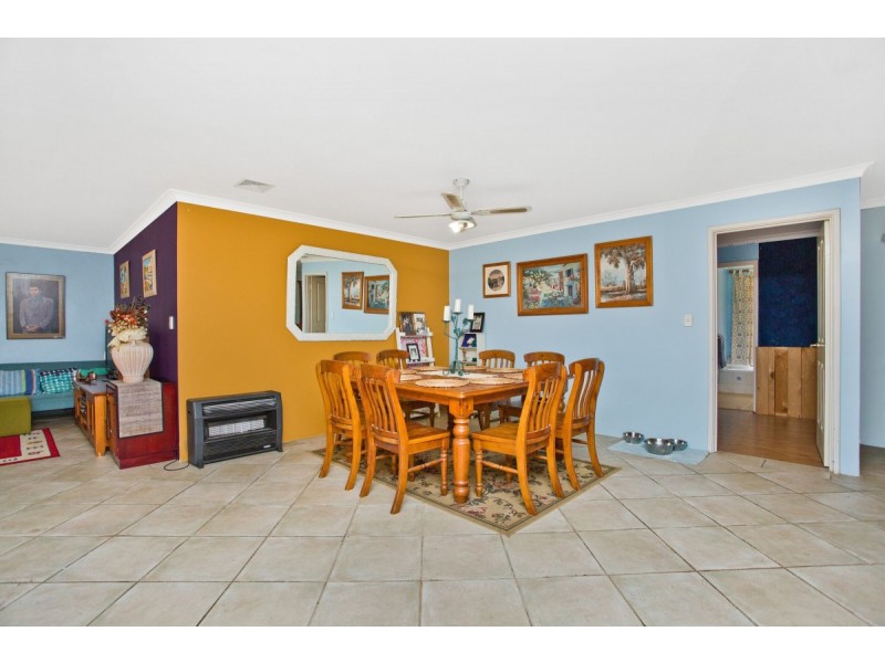 233 Kingsway, Darch WA 6065