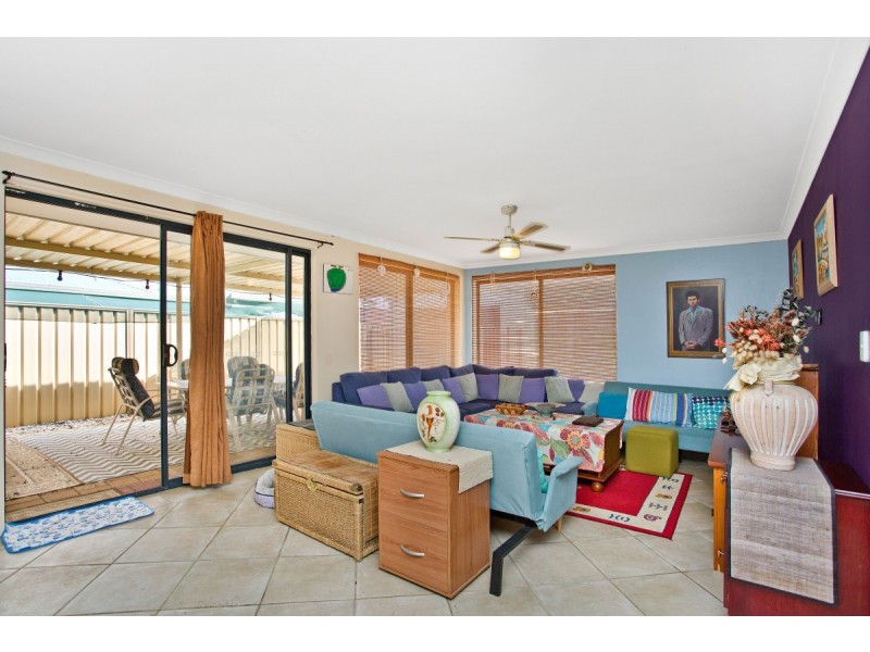 233 Kingsway, Darch WA 6065