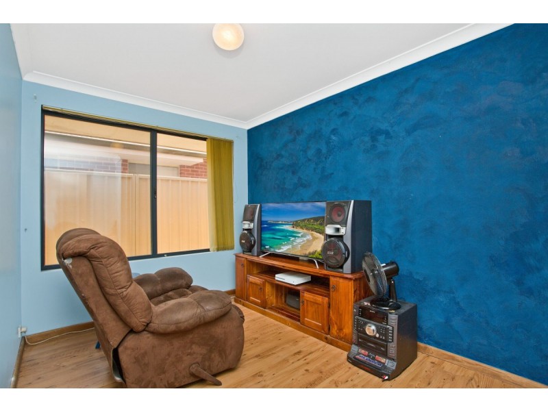 233 Kingsway, Darch WA 6065