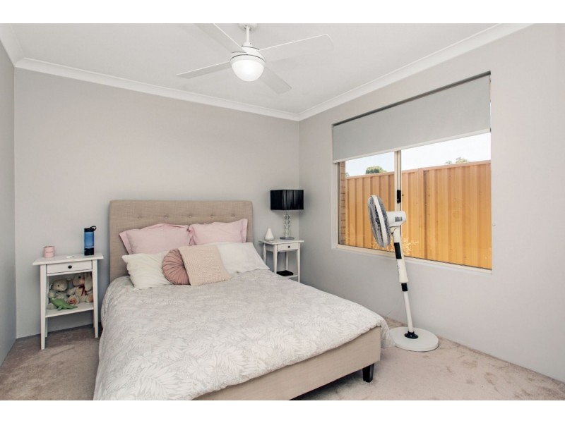 5 Reihill Road, Darch WA 6065