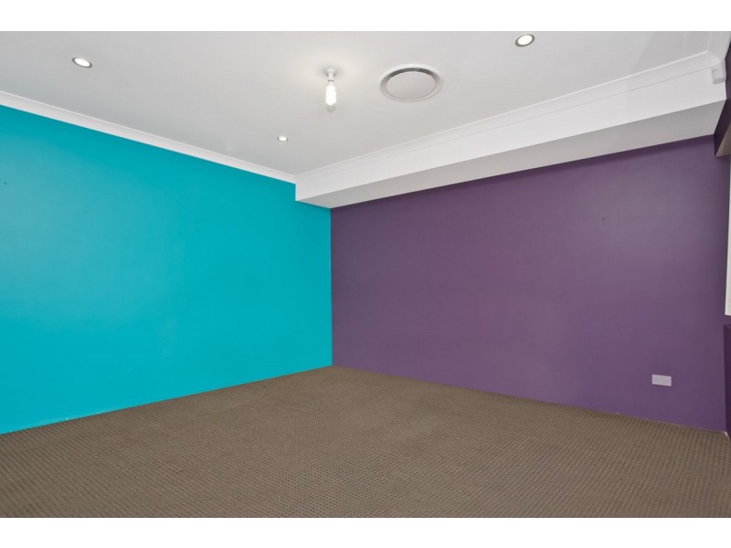 39 Reginald Way, Queens Park WA 6107