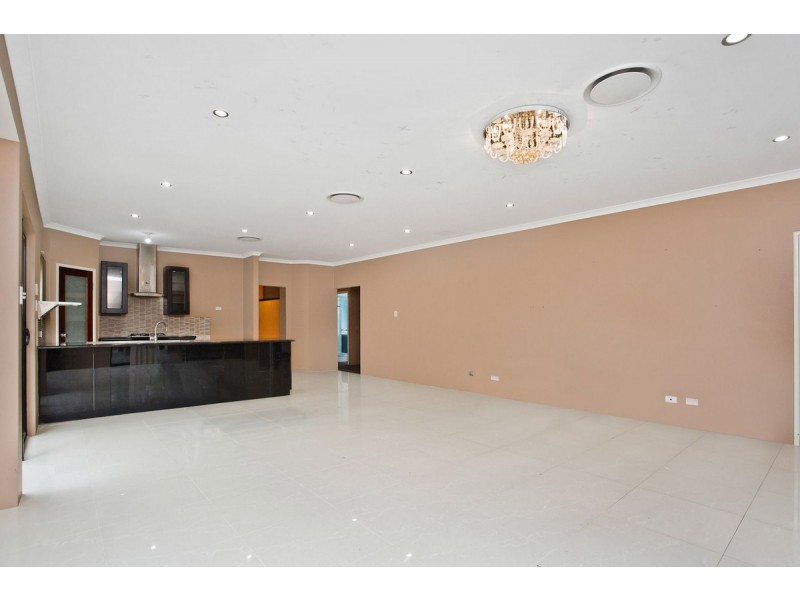 39 Reginald Way, Queens Park WA 6107