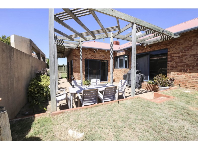 84 Queensway Road, Landsdale WA 6065