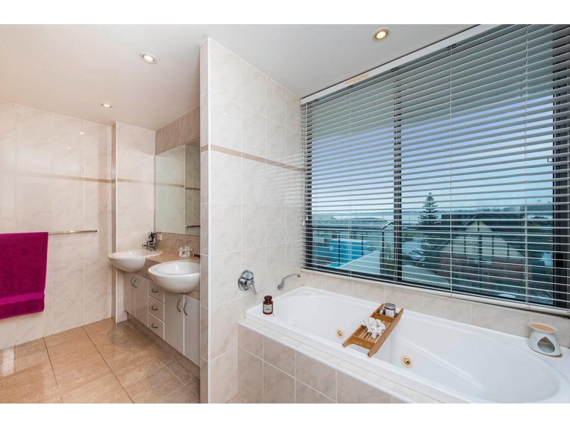 3/29 Mill Point Road, South Perth WA 6151