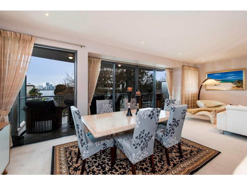 3/29 Mill Point Road, South Perth WA 6151