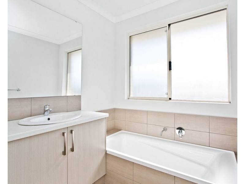 26 Cosmic Rise, Landsdale WA 6065