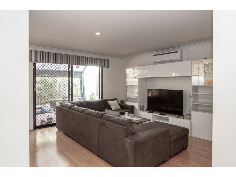 13 Lockwood Street, Yokine WA 6060