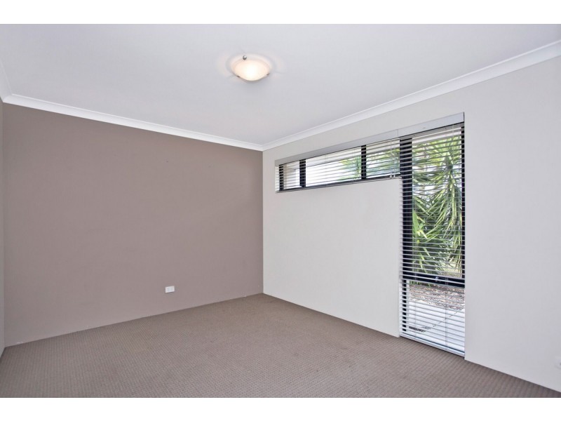 1/72 Susan Road, Madeley WA 6065