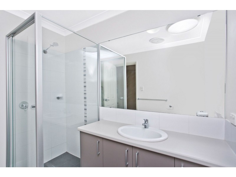 1/72 Susan Road, Madeley WA 6065