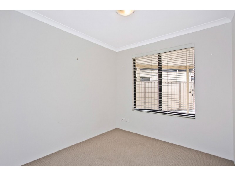 1/72 Susan Road, Madeley WA 6065