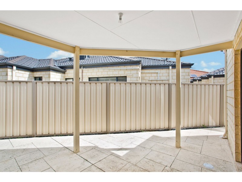 1/72 Susan Road, Madeley WA 6065