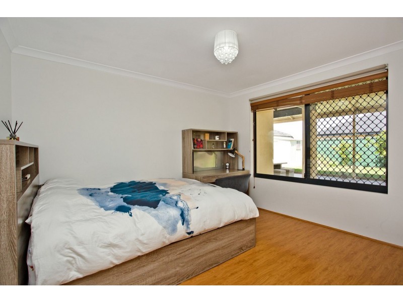 57 Hellfire Drive, Darch WA 6065