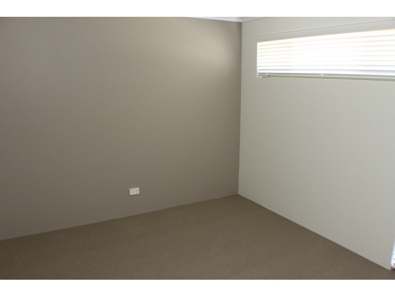 1/72 Susan Road, Madeley WA 6065