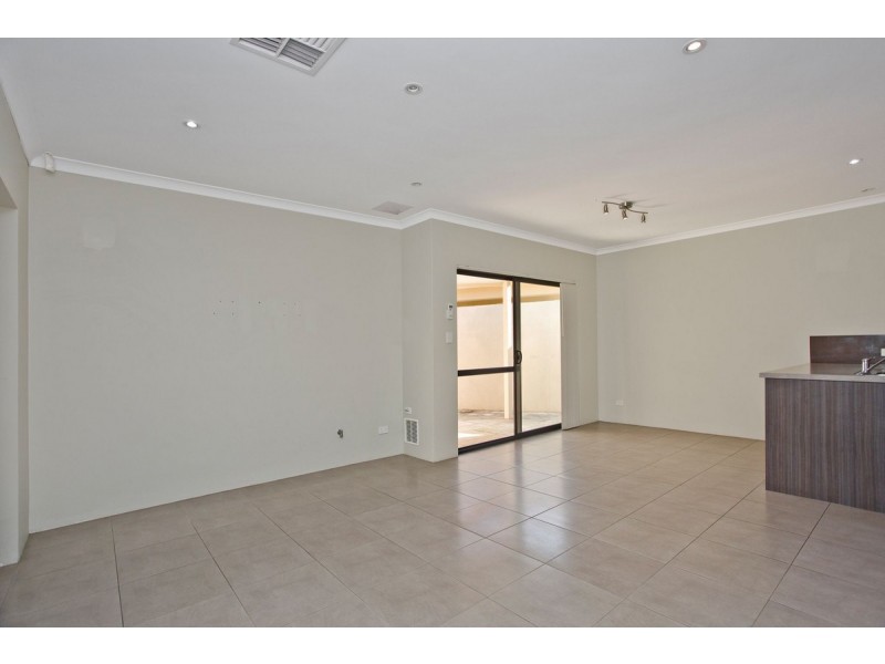 72B Susan Road, Madeley WA 6065