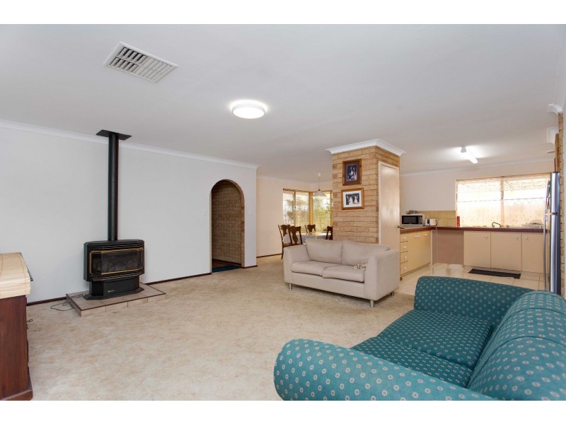 26 Drayton Green Way, Kingsley WA 6026