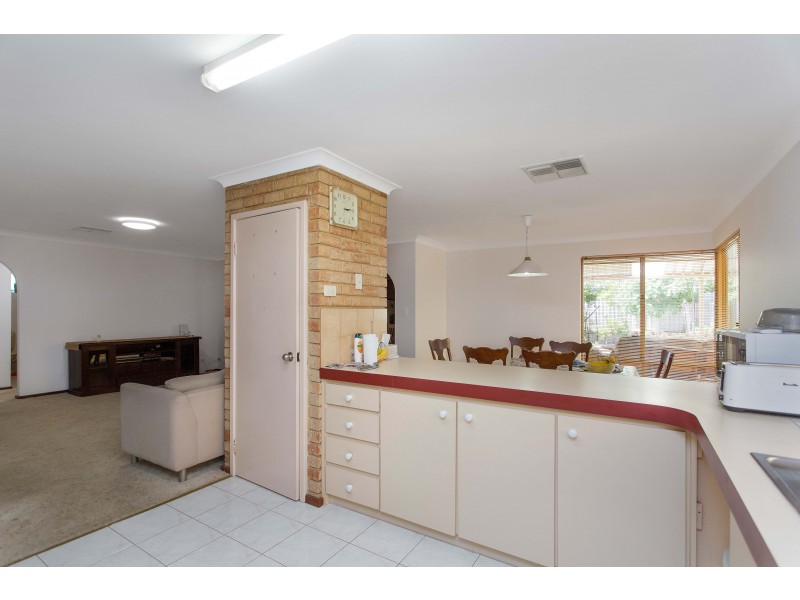 26 Drayton Green Way, Kingsley WA 6026