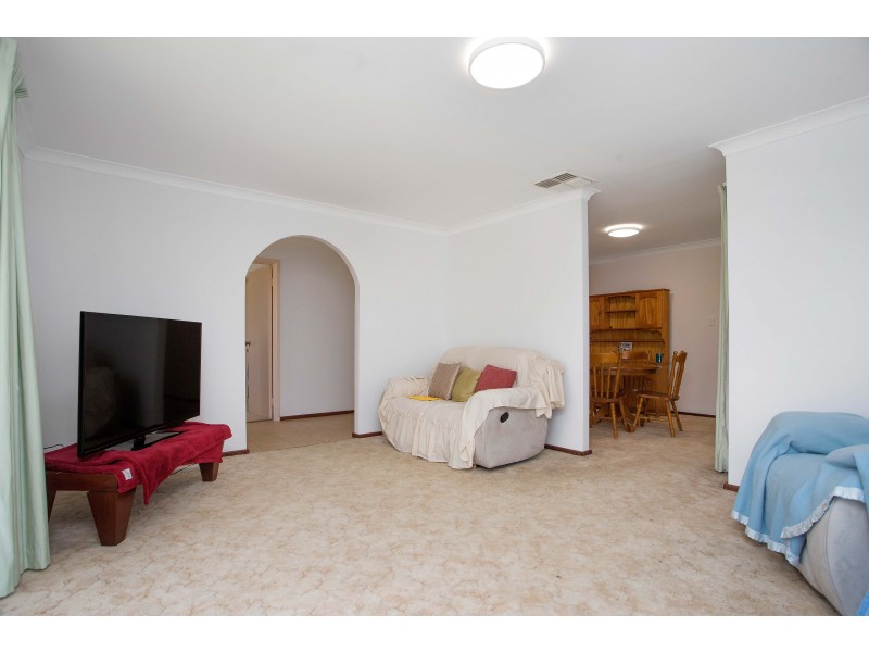 26 Drayton Green Way, Kingsley WA 6026