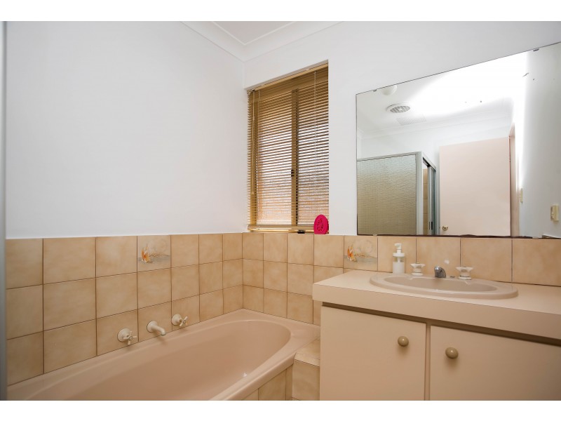 26 Drayton Green Way, Kingsley WA 6026