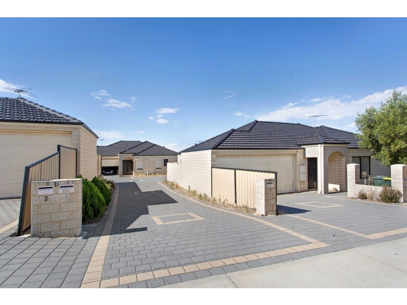 4/11 Bolton Way, Darch WA 6065