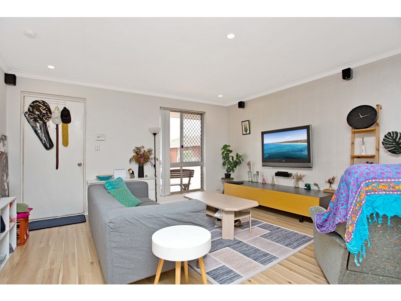 4/33 Leach Highway, Wilson WA 6107