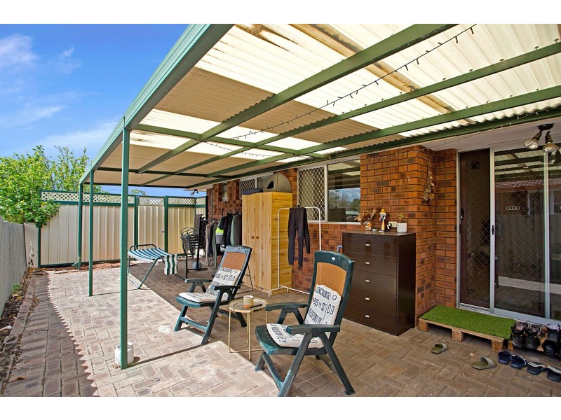 4/33 Leach Highway, Wilson WA 6107