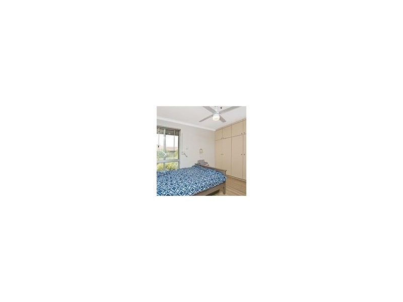 4/33 Leach Highway, Wilson WA 6107