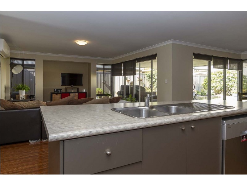 2 Tattershall Road, Darch WA 6065