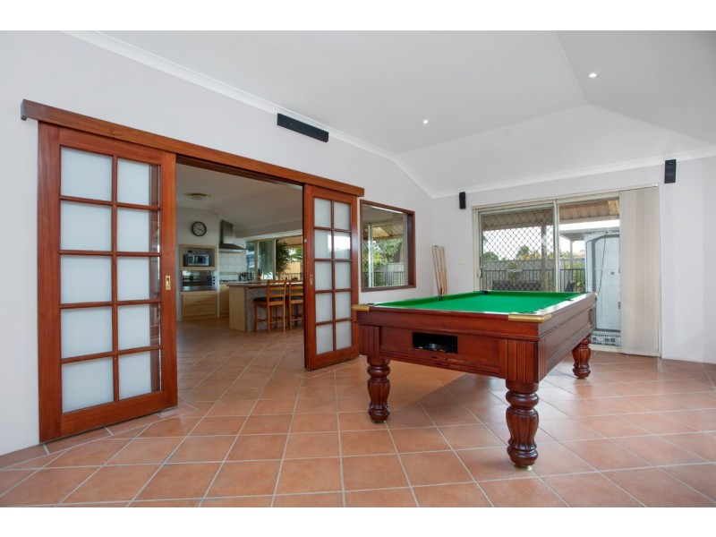 11 Heathfield Drive, Landsdale WA 6065