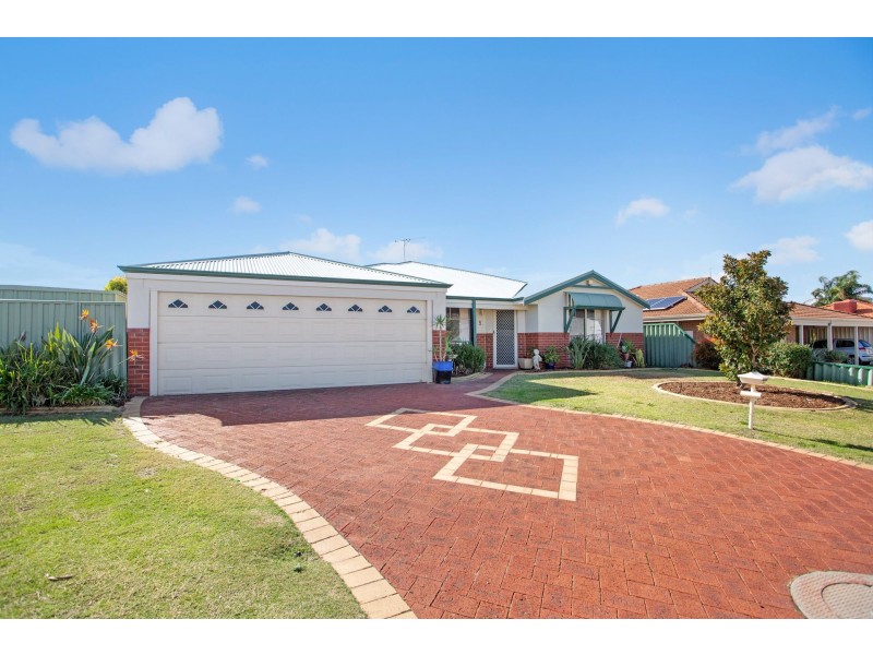 5 Gaby Way, Marangaroo WA 6064