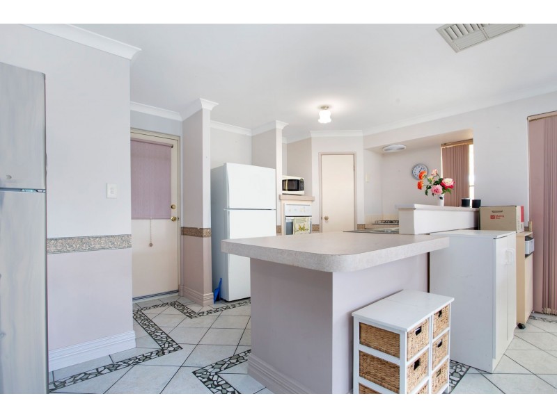 5 Gaby Way, Marangaroo WA 6064