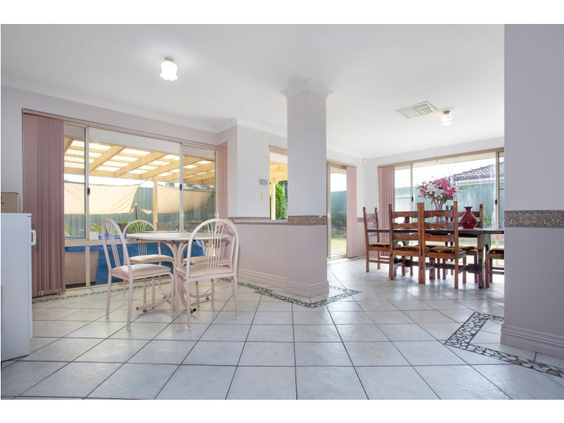 5 Gaby Way, Marangaroo WA 6064