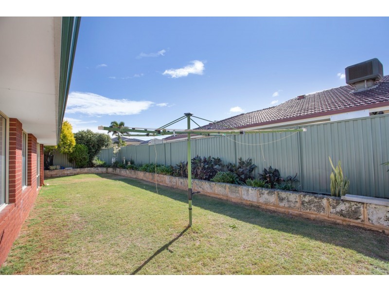 5 Gaby Way, Marangaroo WA 6064