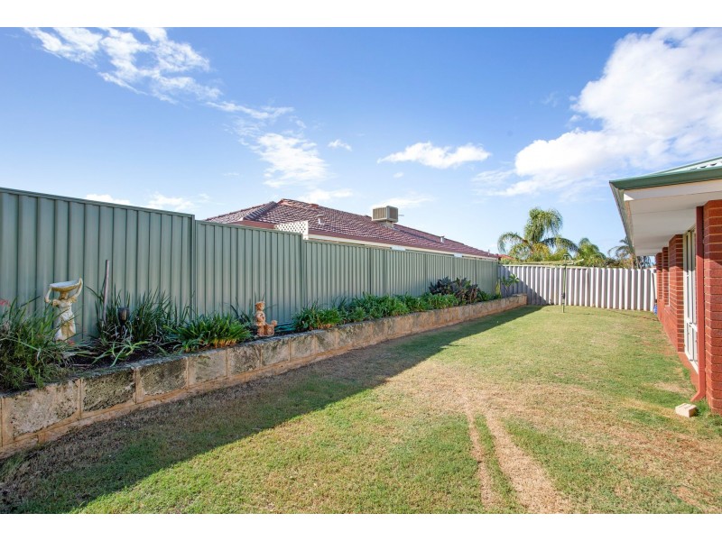 5 Gaby Way, Marangaroo WA 6064