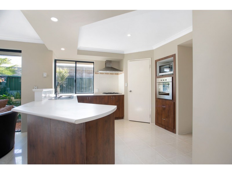 20 James Gilmour Way, Darch WA 6065