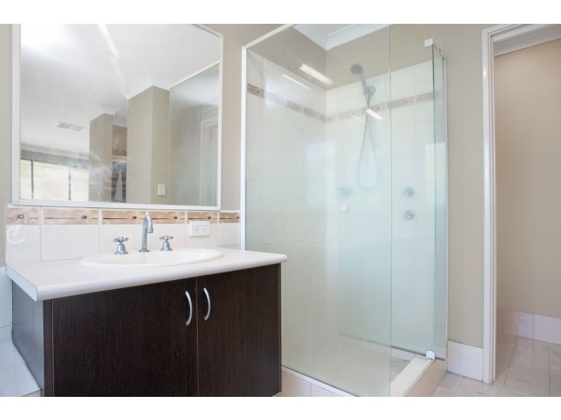 20 James Gilmour Way, Darch WA 6065