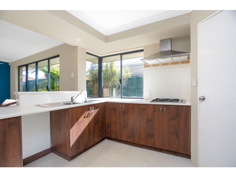 20 James Gilmour Way, Darch WA 6065