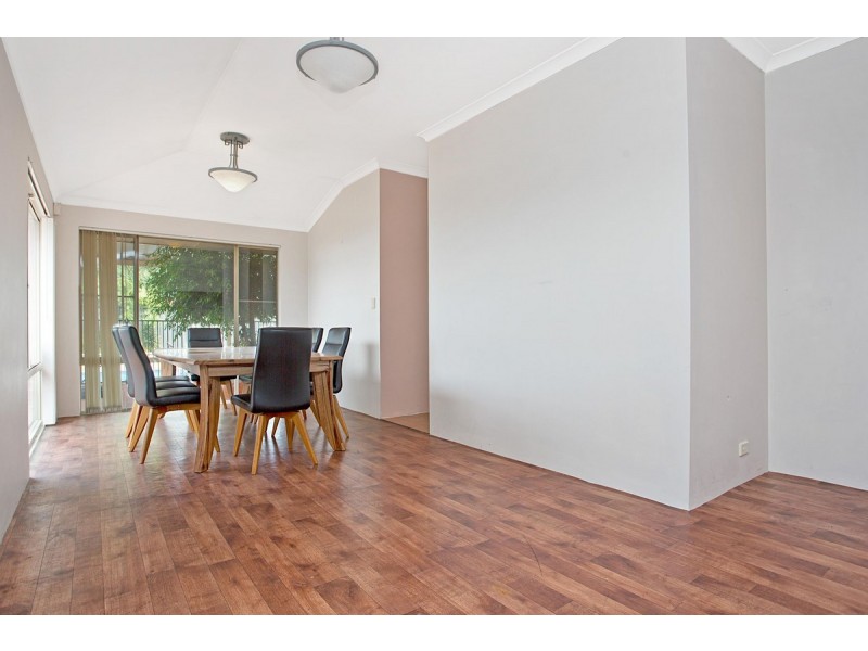 11 Heathfield Drive, Landsdale WA 6065