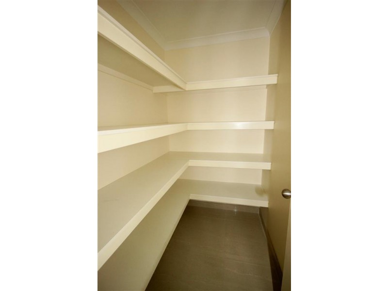 31 Raeside Drive, Landsdale WA 6065