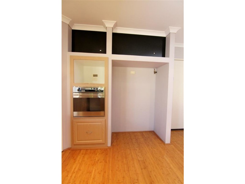 4 Hillsdale Rise, Darch WA 6065