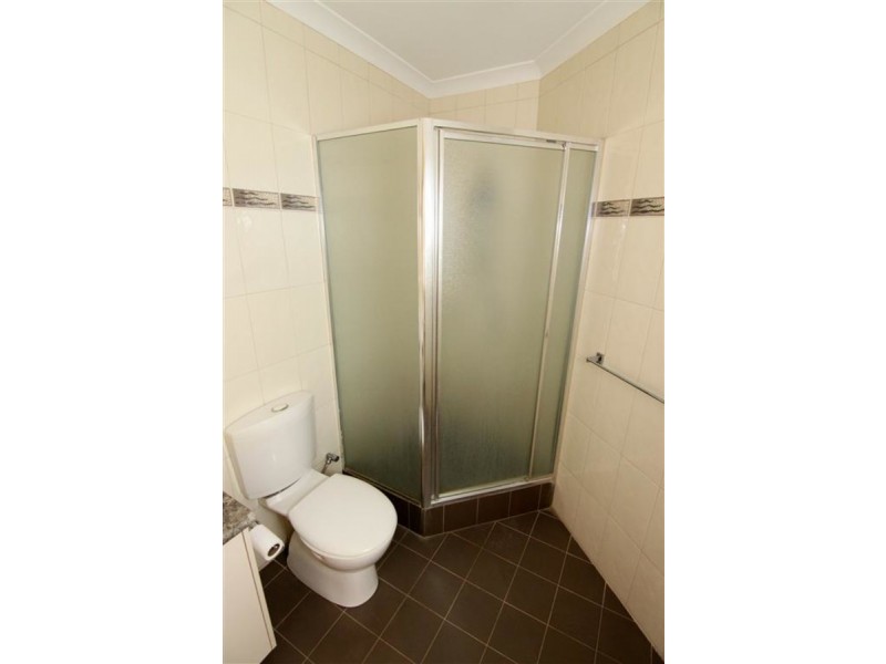 4 Hillsdale Rise, Darch WA 6065