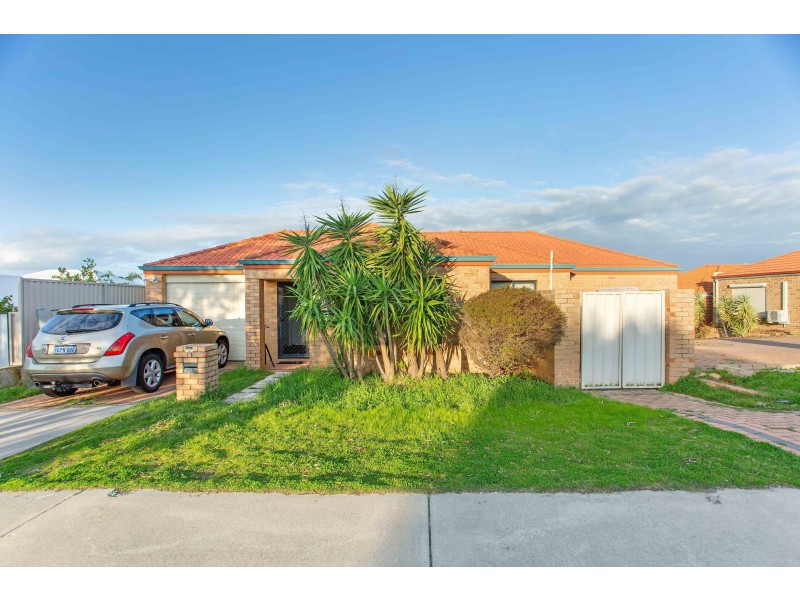 1/11 Priest Road, Landsdale WA 6065