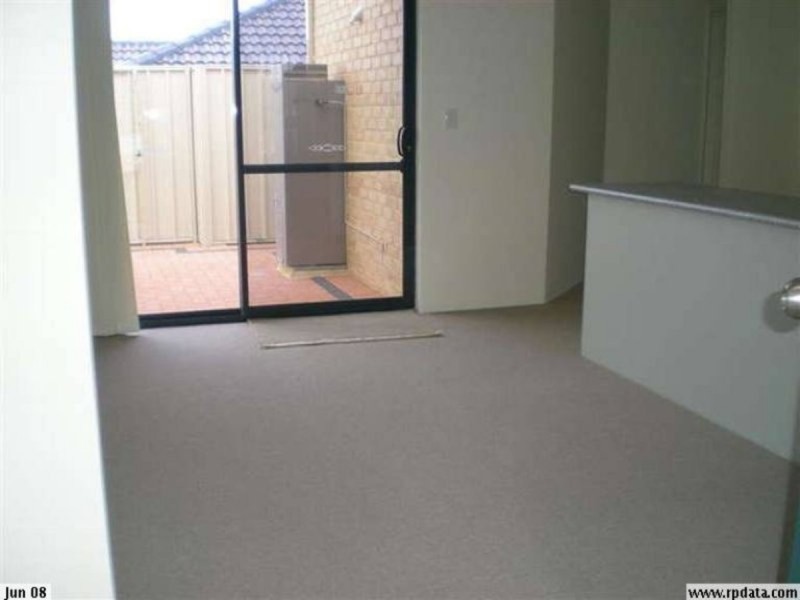 1/11 Priest Road, Landsdale WA 6065