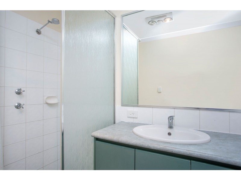 1/11 Priest Road, Landsdale WA 6065