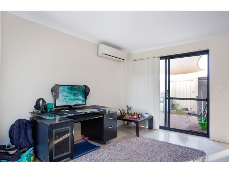 1/11 Priest Road, Landsdale WA 6065