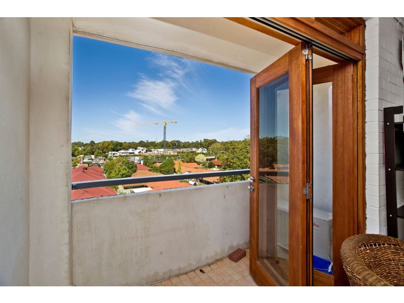 311/365 Cambridge Street, Wembley WA 6014