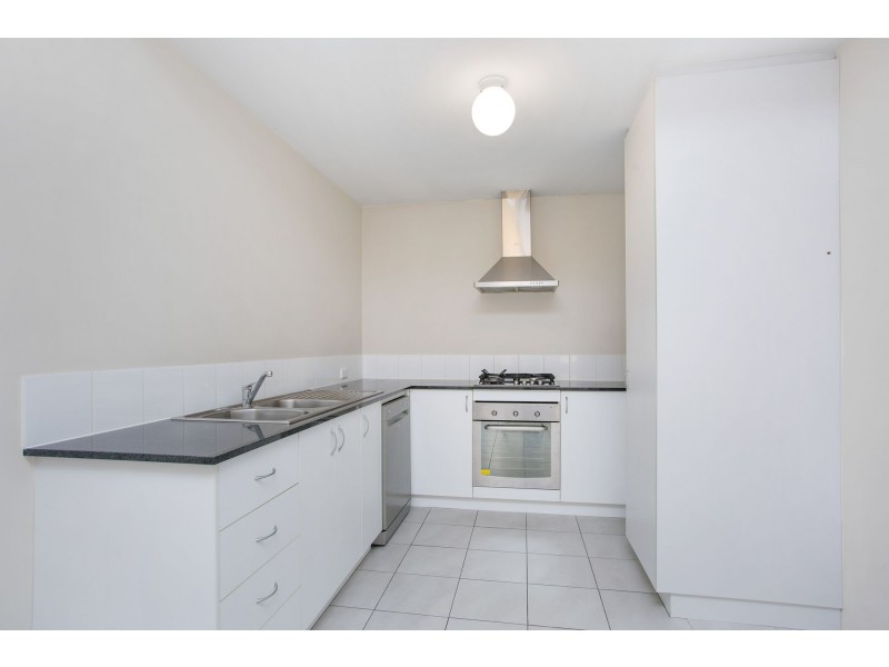 4/2 Marathon Loop, Madeley WA 6065