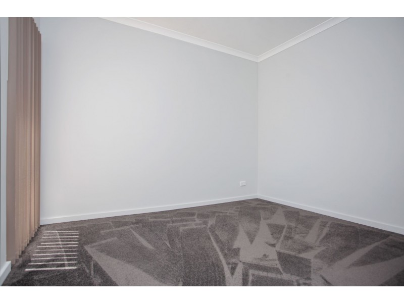 B/5 Pando Cres., Landsdale WA 6065