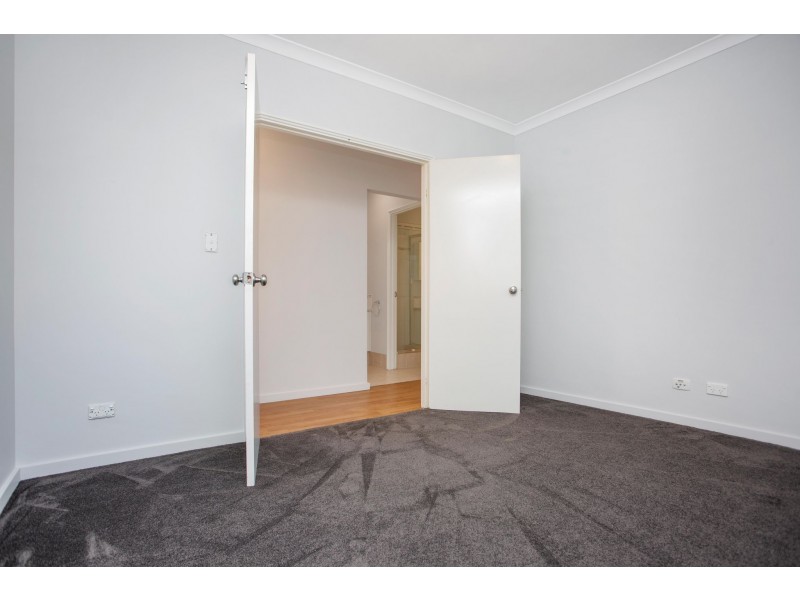 B/5 Pando Cres., Landsdale WA 6065